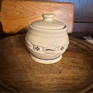Longaberger sugar bowl with lid